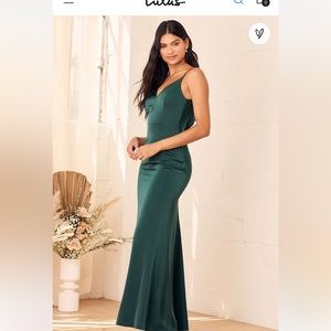 Lulu's Elegant Green Maxi Dress